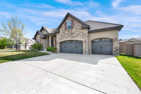 Tiny photo for 2141 W ASPEN WOOD LOOP N, Lehi, UT 84048 (MLS # 2147266)