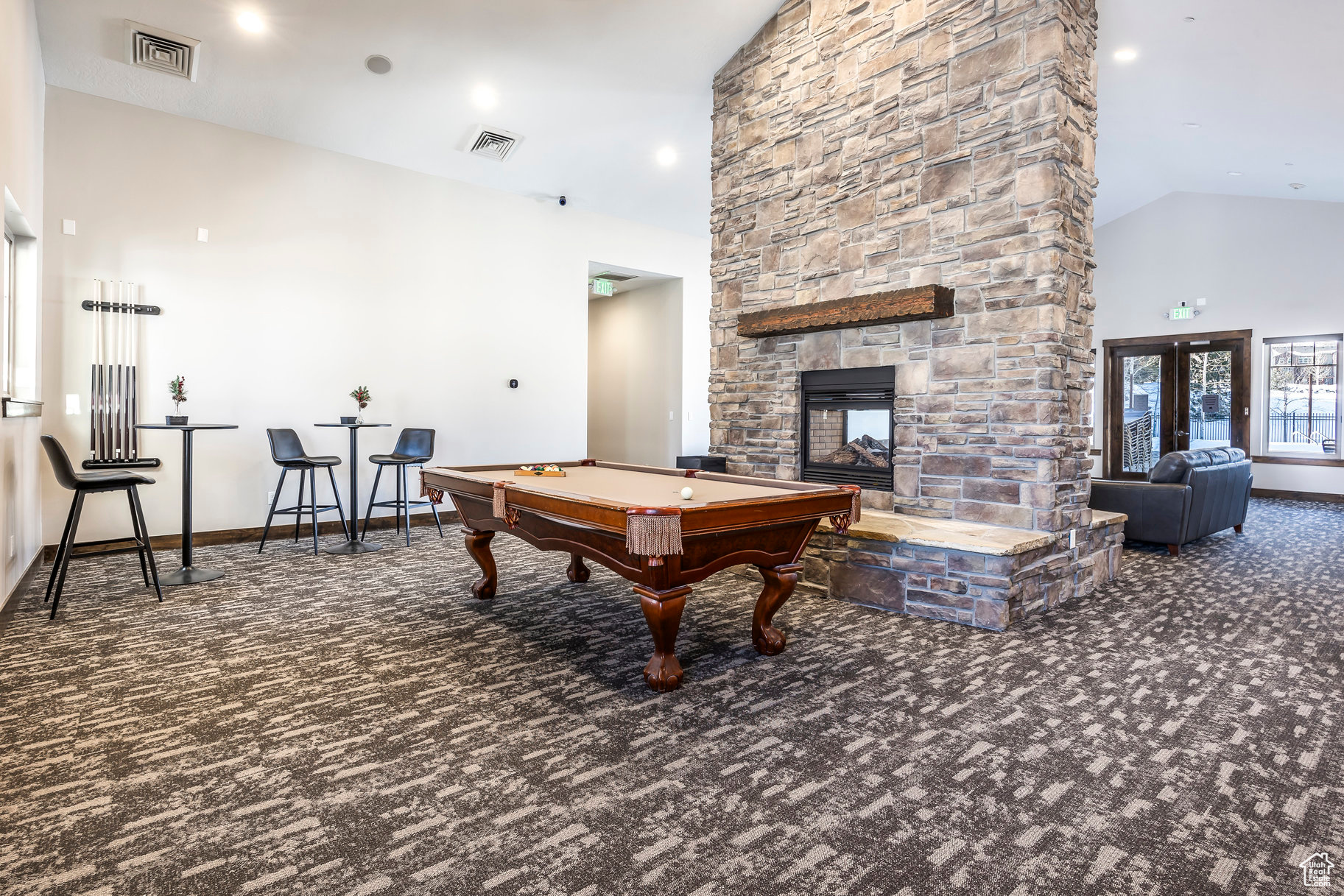 PARKS EDGE - Residential