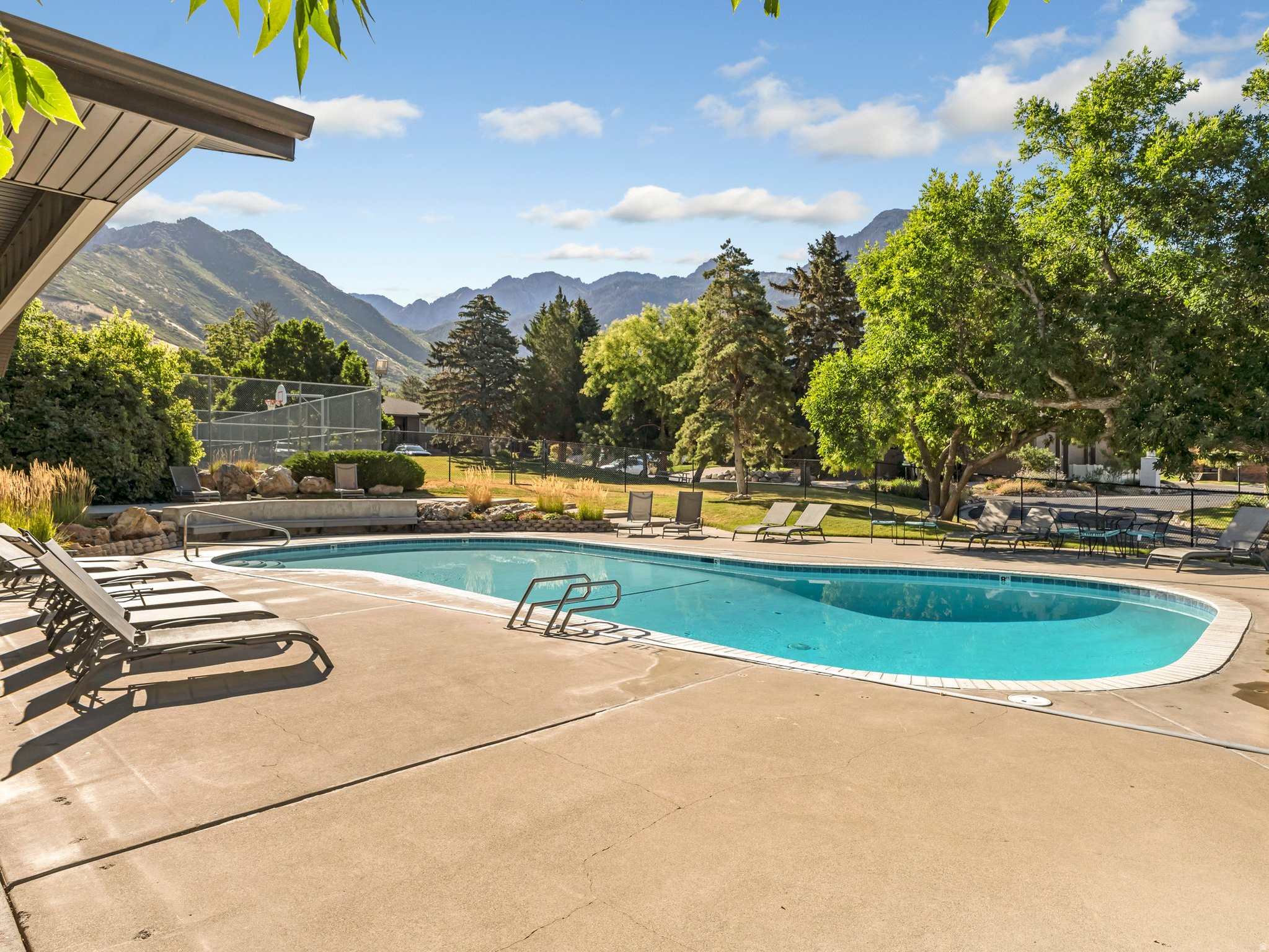 COVE POINT P - Residential