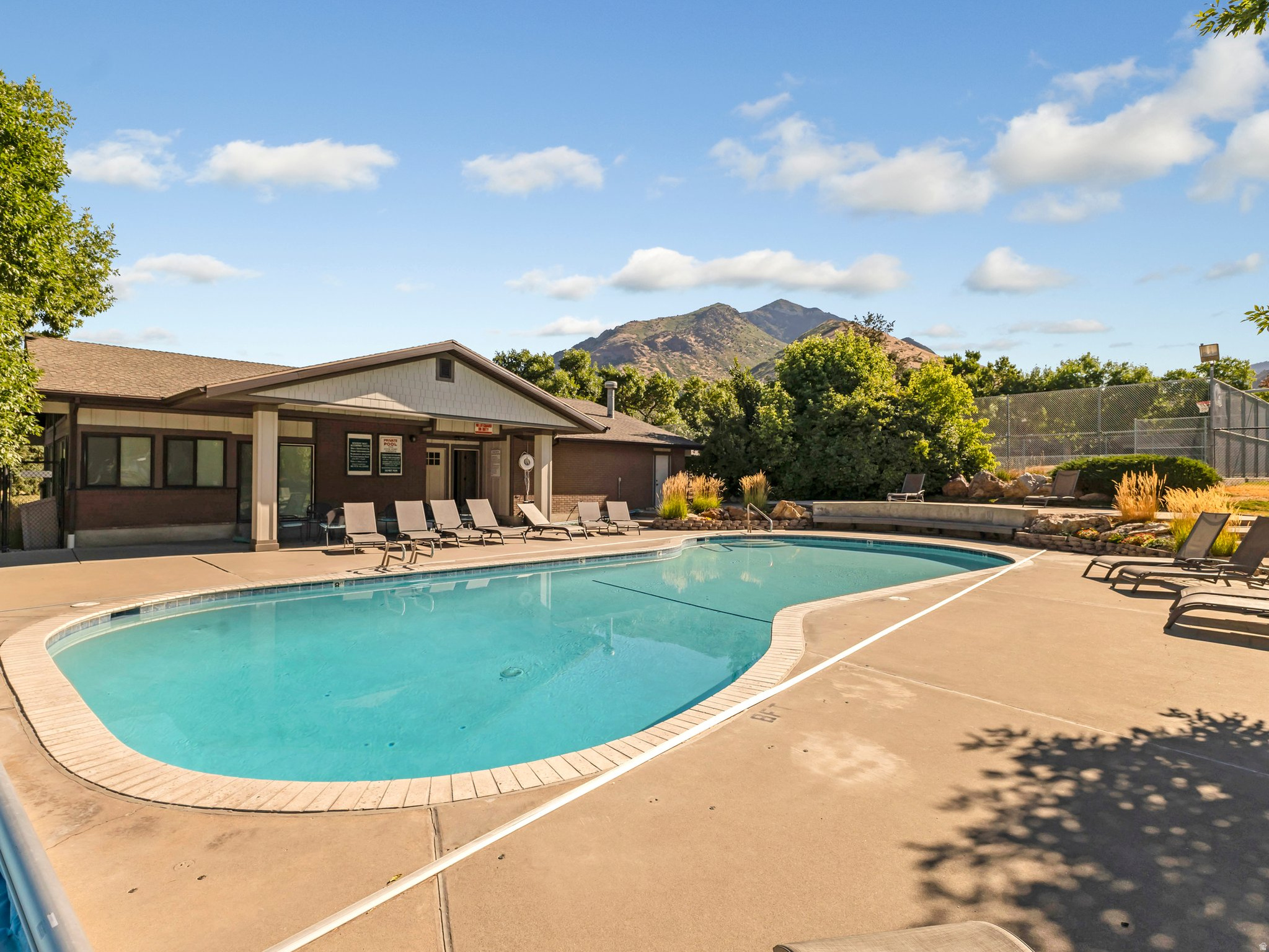 COVE POINT P - Residential