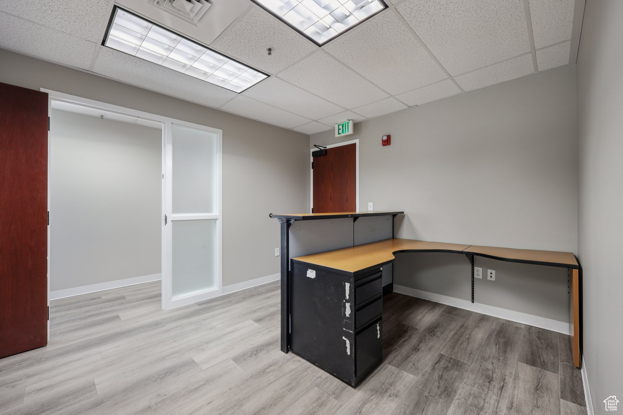 BEAR HOLLOW VILLAGE - Commercial Lease