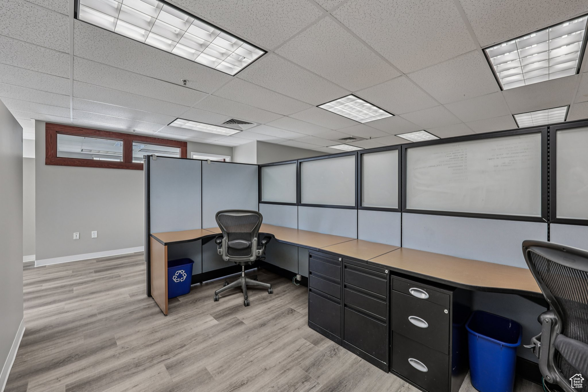 BEAR HOLLOW VILLAGE - Commercial Lease