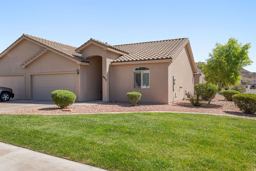 Photo of 447 N 2480 W, Hurricane, UT 84737 (MLS # 2149778)