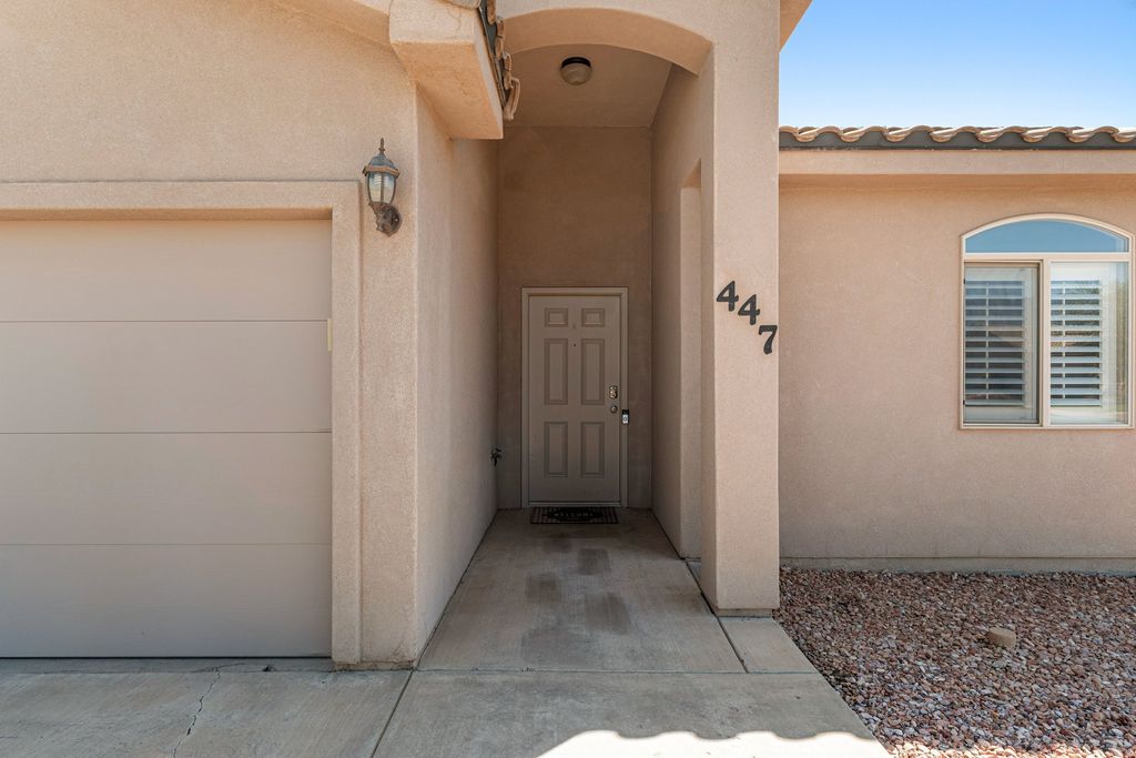 Photo of 447 N 2480 W, Hurricane, UT 84737 (MLS # 2149778)
