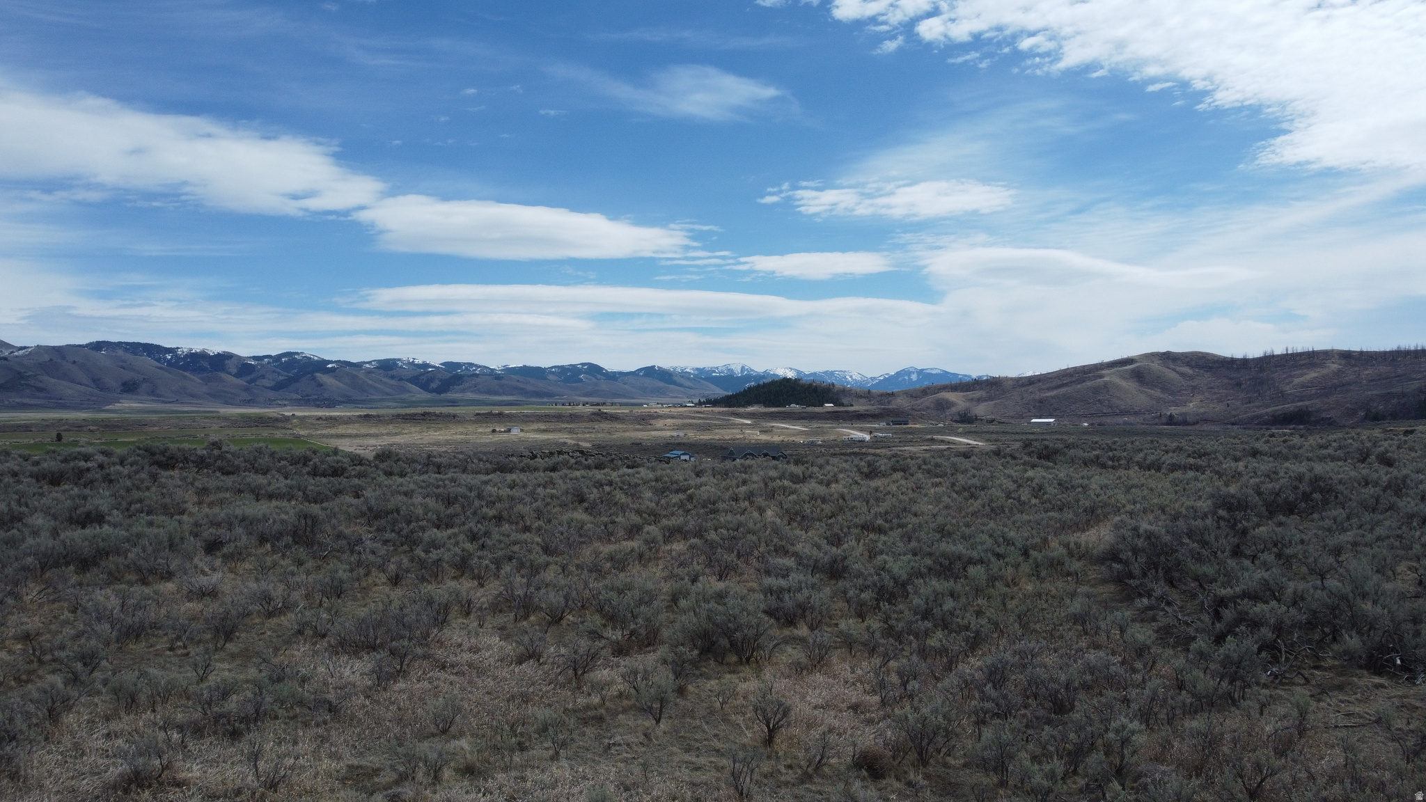 CARIBOU VILLAGE #2 - Land