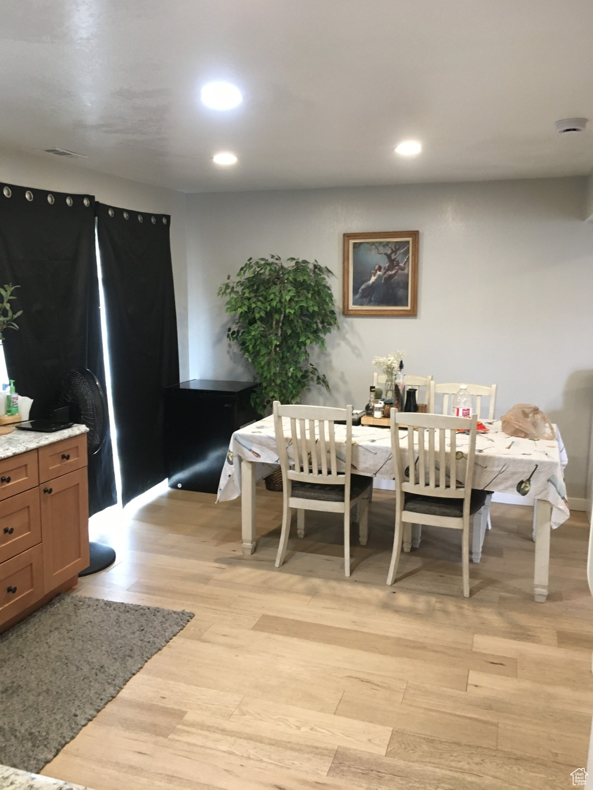 RIVERSIDE - Residential Income
