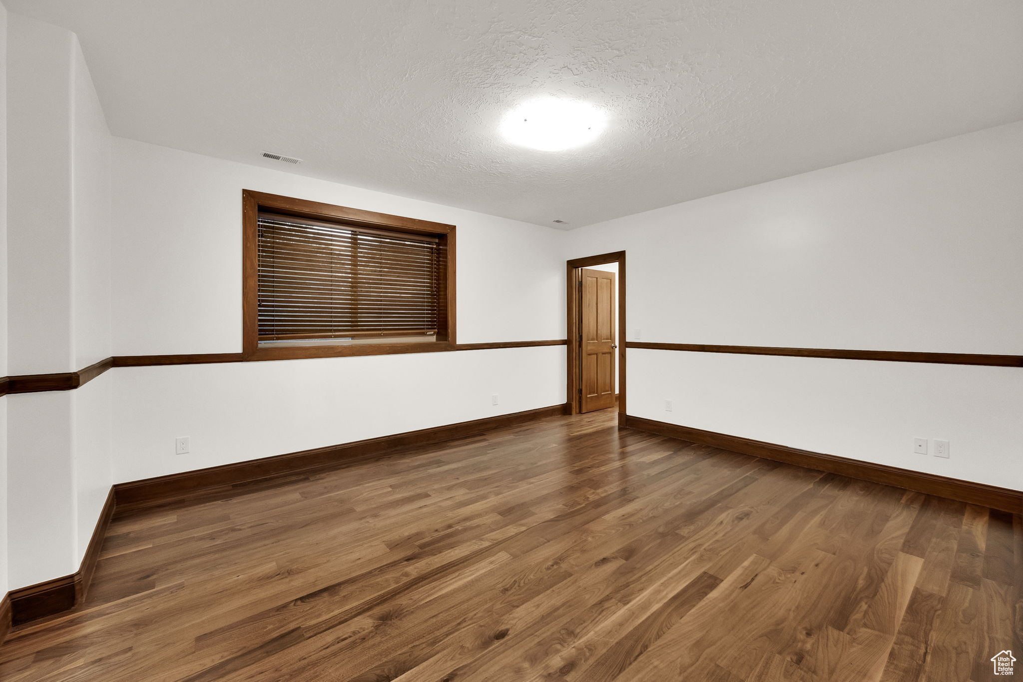 PARKWAY PALISADES - Residential