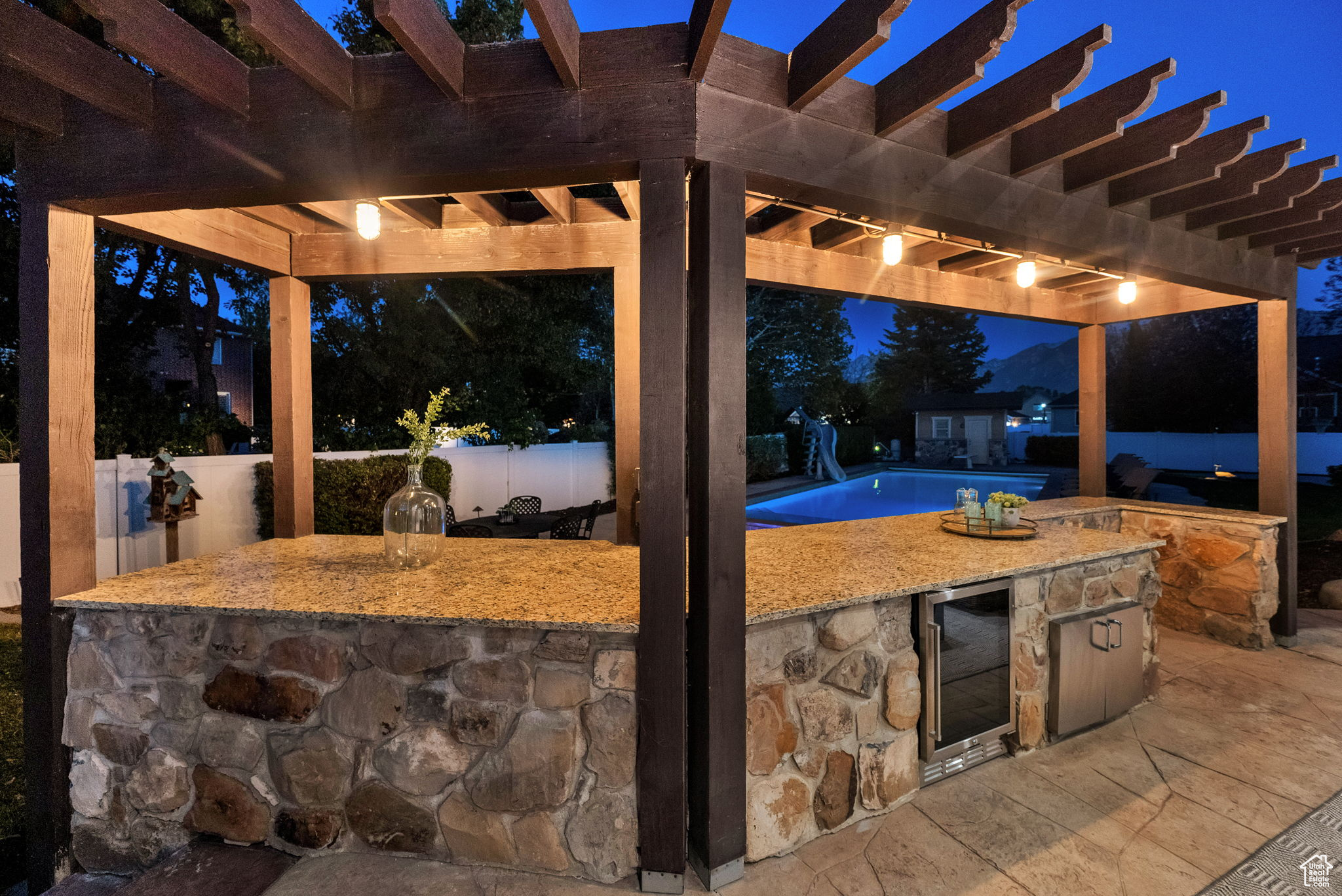 PARKWAY PALISADES - Residential