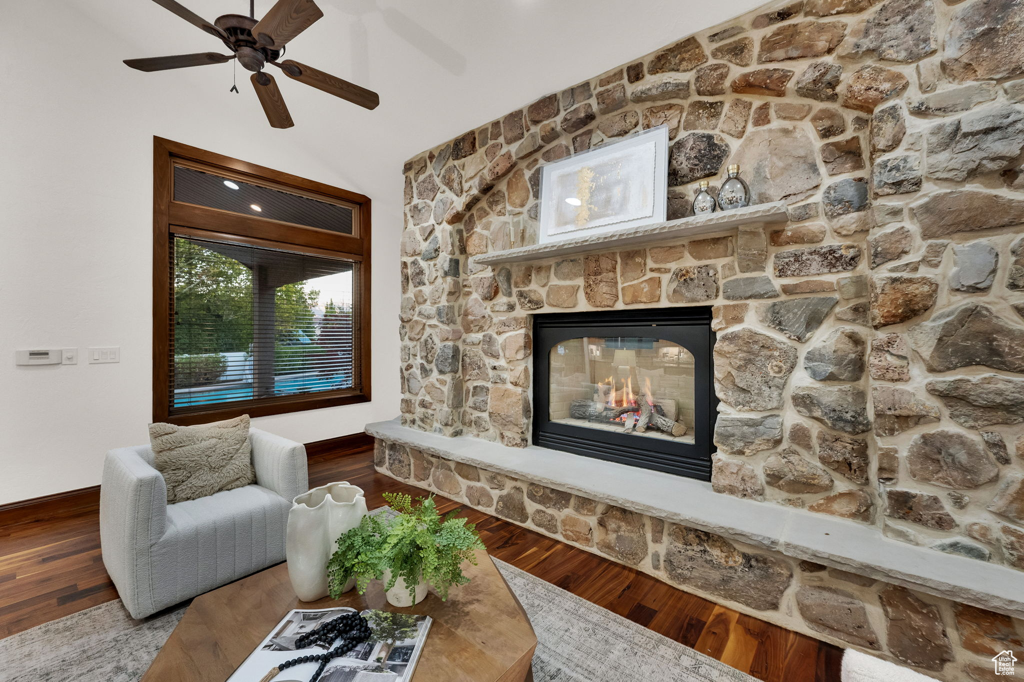 PARKWAY PALISADES - Residential