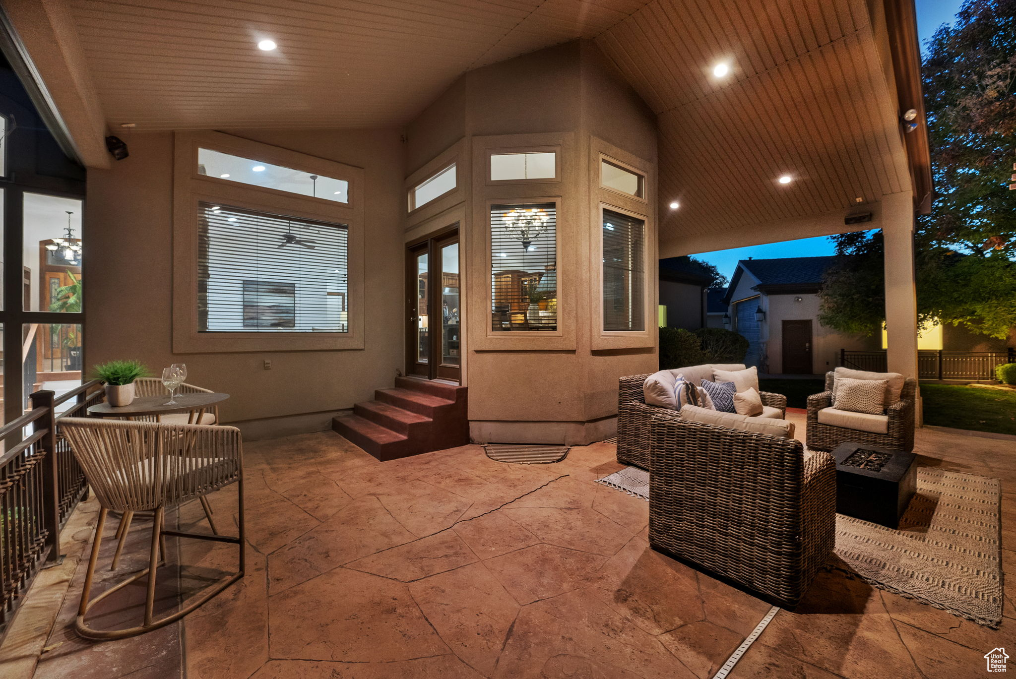 PARKWAY PALISADES - Residential