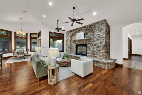 Tiny photo for 11331 S CARRIE RIM CIR, South Jordan, UT 84095 (MLS # 2114569)