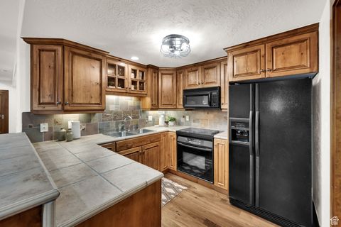 Tiny photo for 11331 S CARRIE RIM CIR, South Jordan, UT 84095 (MLS # 2114569)