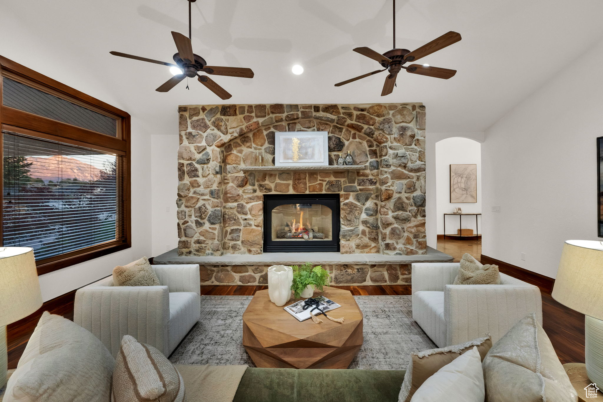 PARKWAY PALISADES - Residential