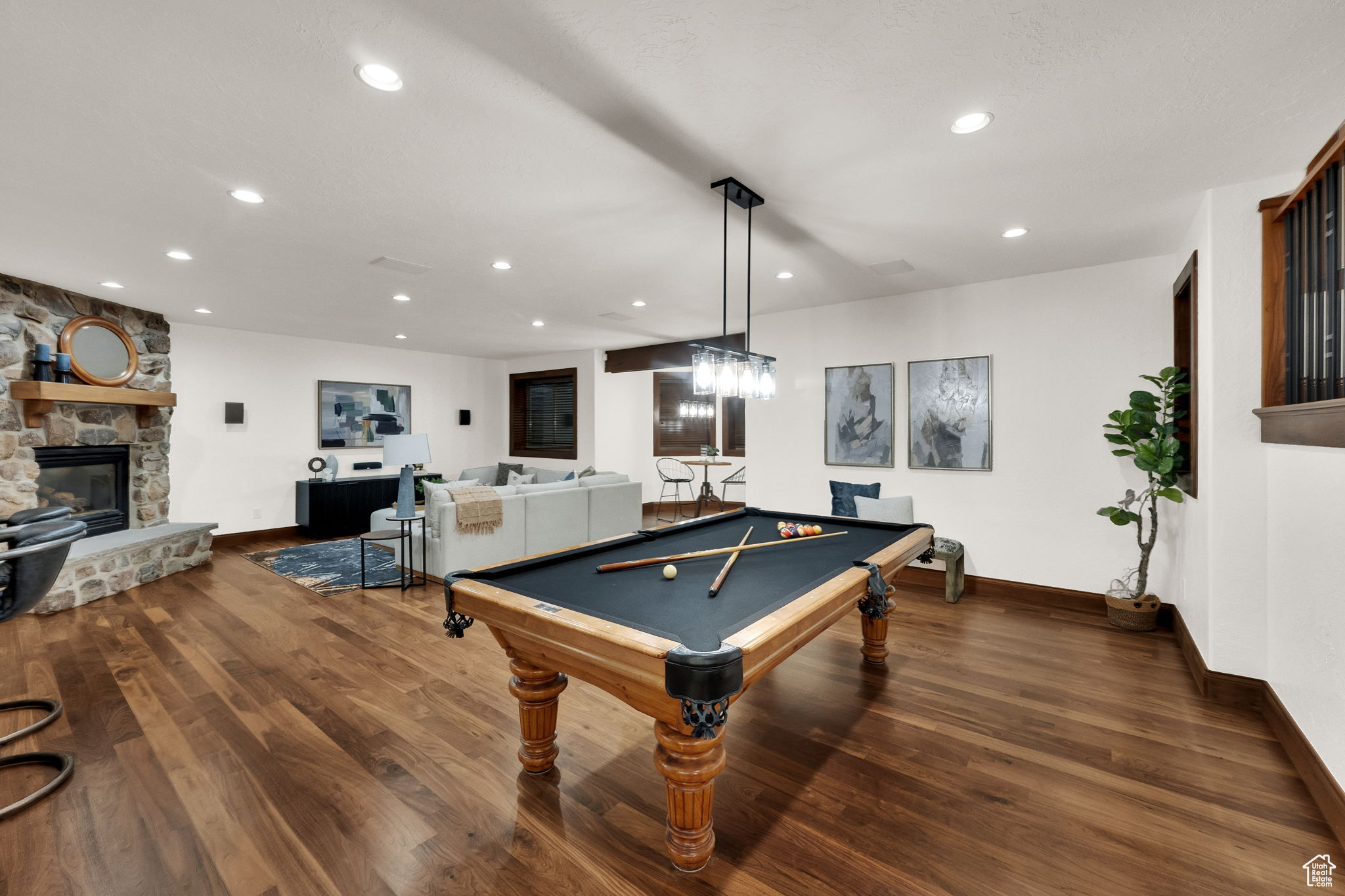 PARKWAY PALISADES - Residential