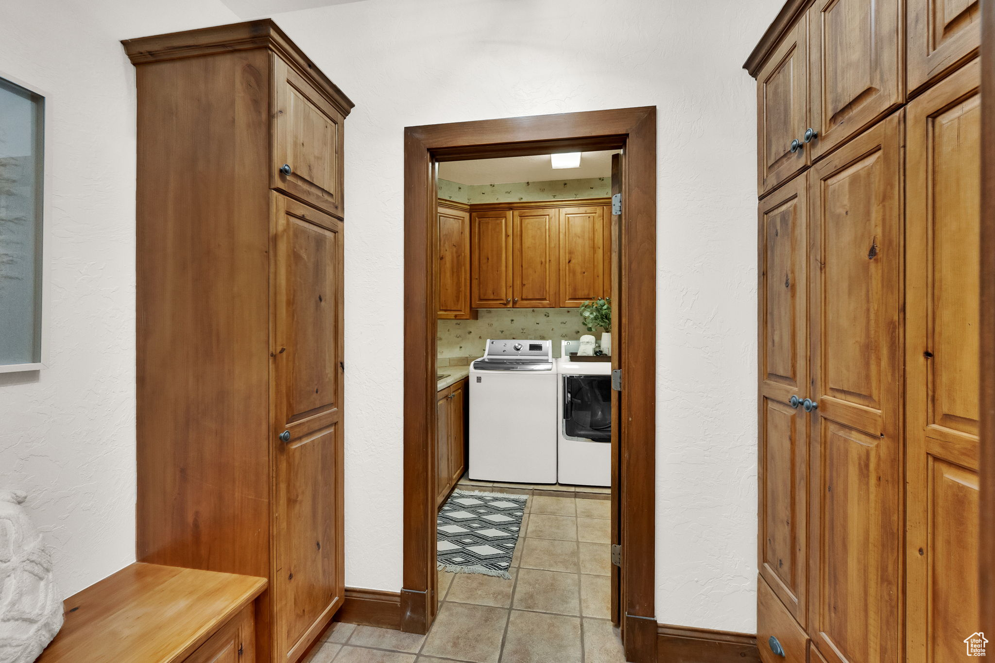 PARKWAY PALISADES - Residential