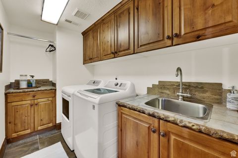 Tiny photo for 11331 S CARRIE RIM CIR, South Jordan, UT 84095 (MLS # 2114569)