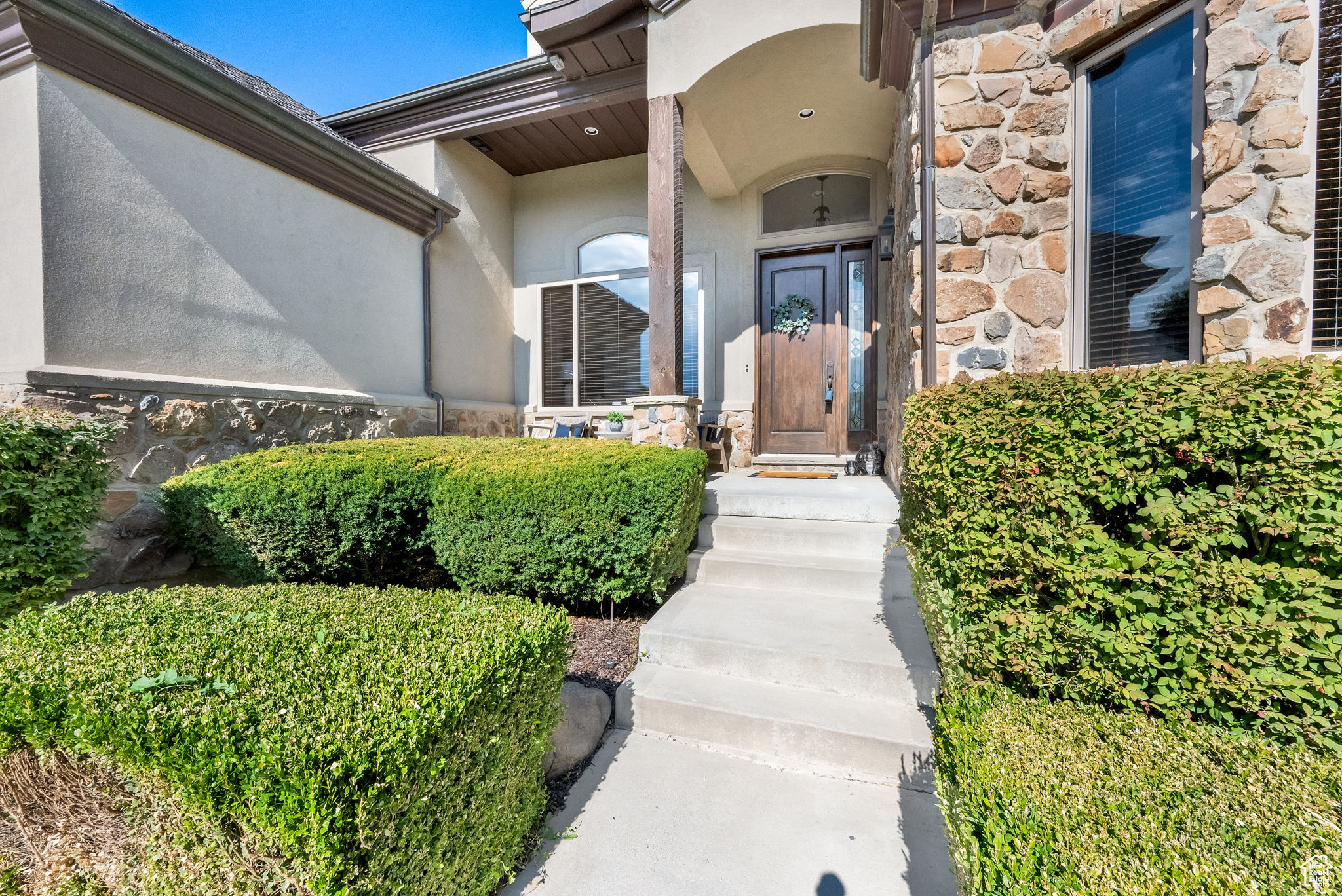 PARKWAY PALISADES - Residential