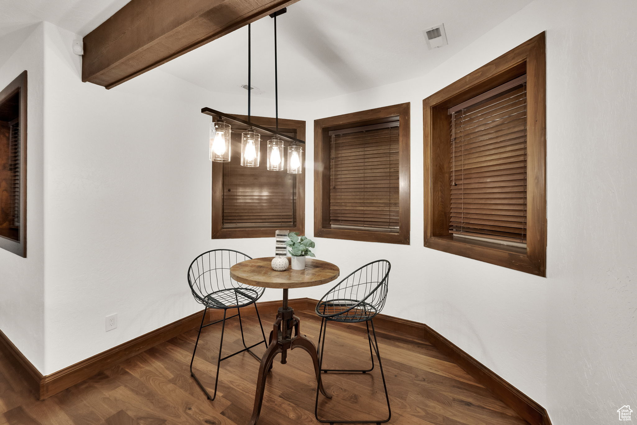 PARKWAY PALISADES - Residential