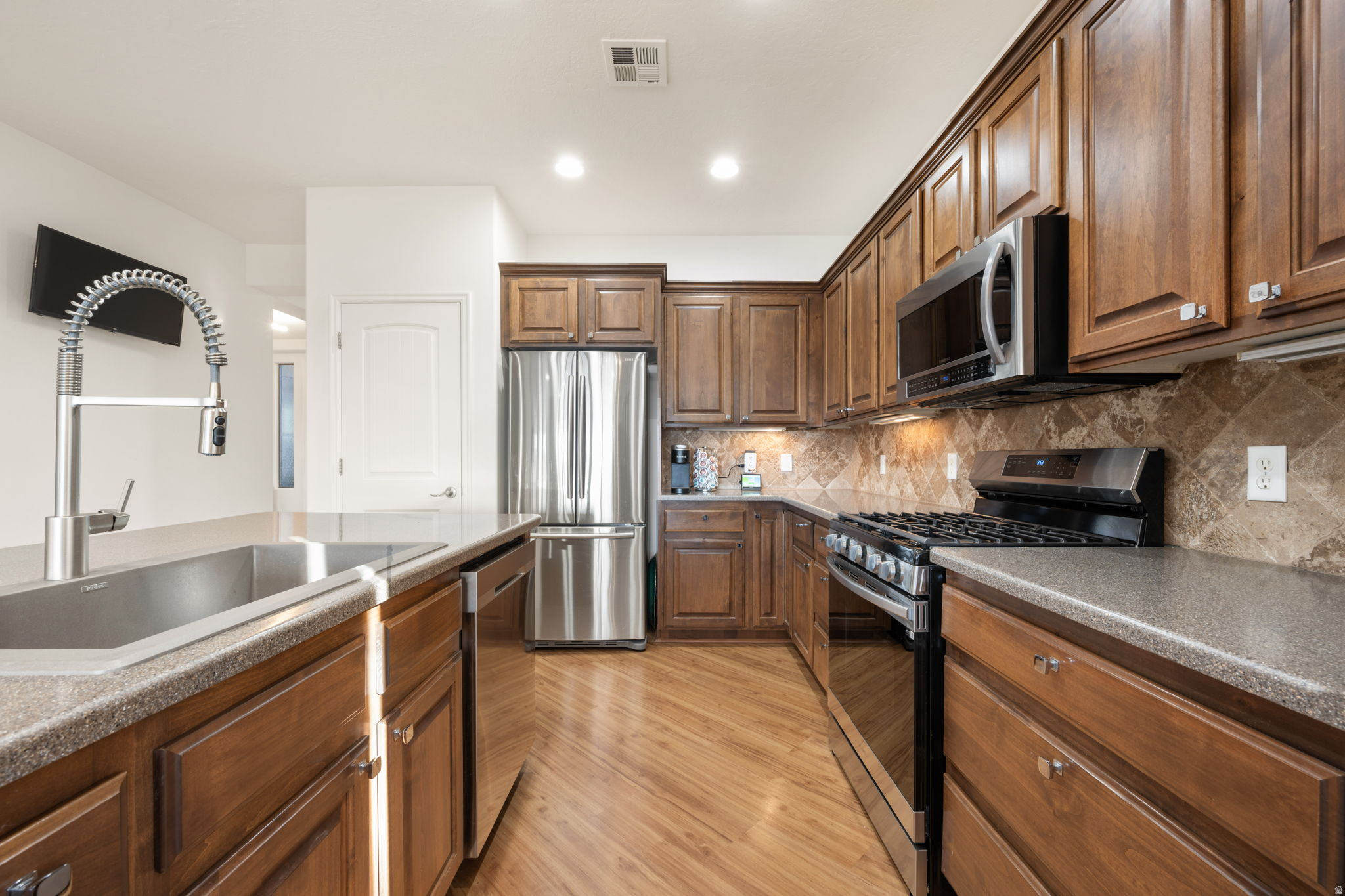 CORAL CANYON SUB COMM AREA 2 PH 3 - Residential