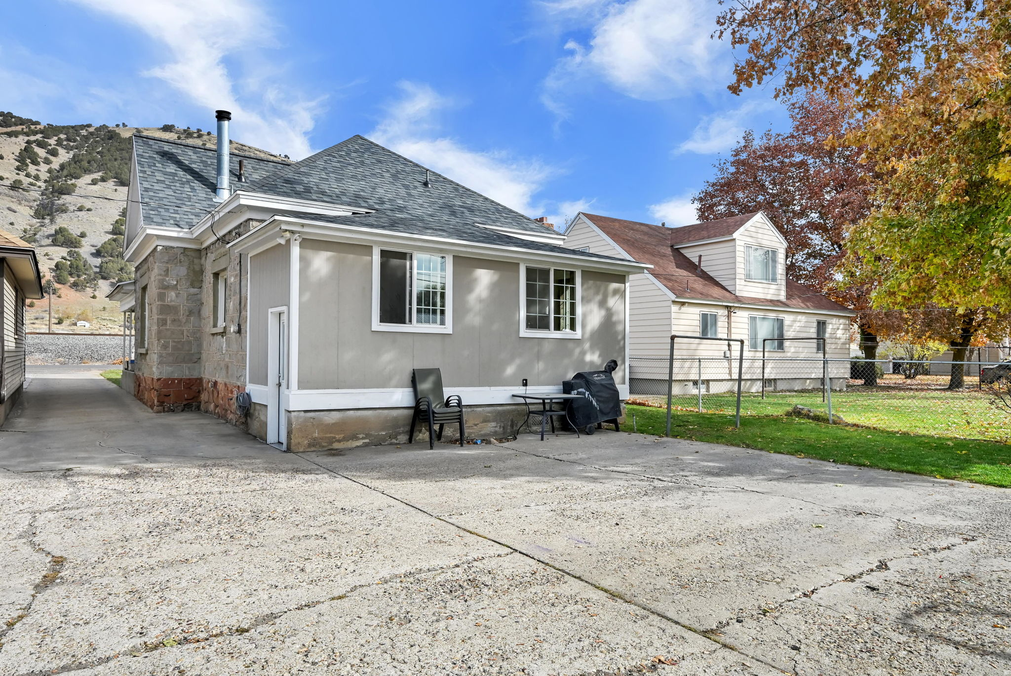 COMMERICAL ST. - Residential