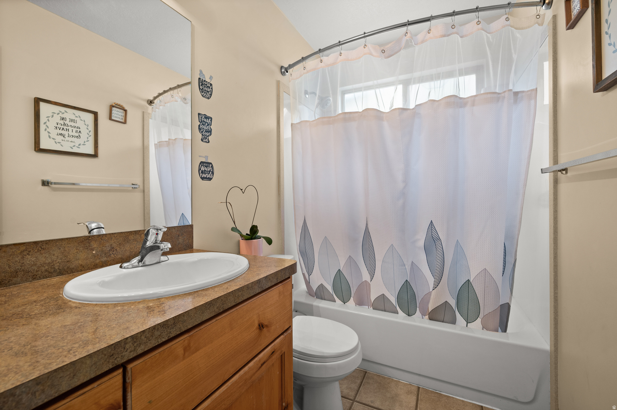 STONEFIELD VILLAGE - Residential