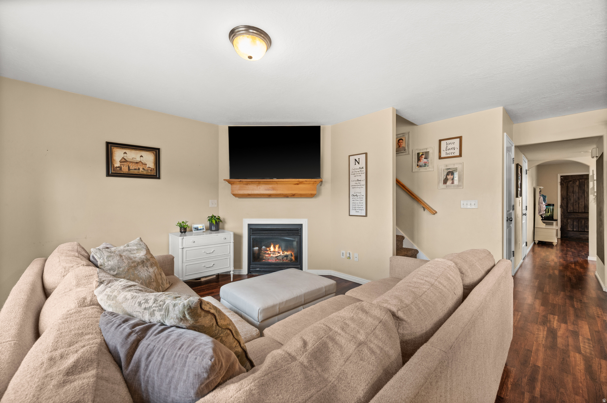 STONEFIELD VILLAGE - Residential