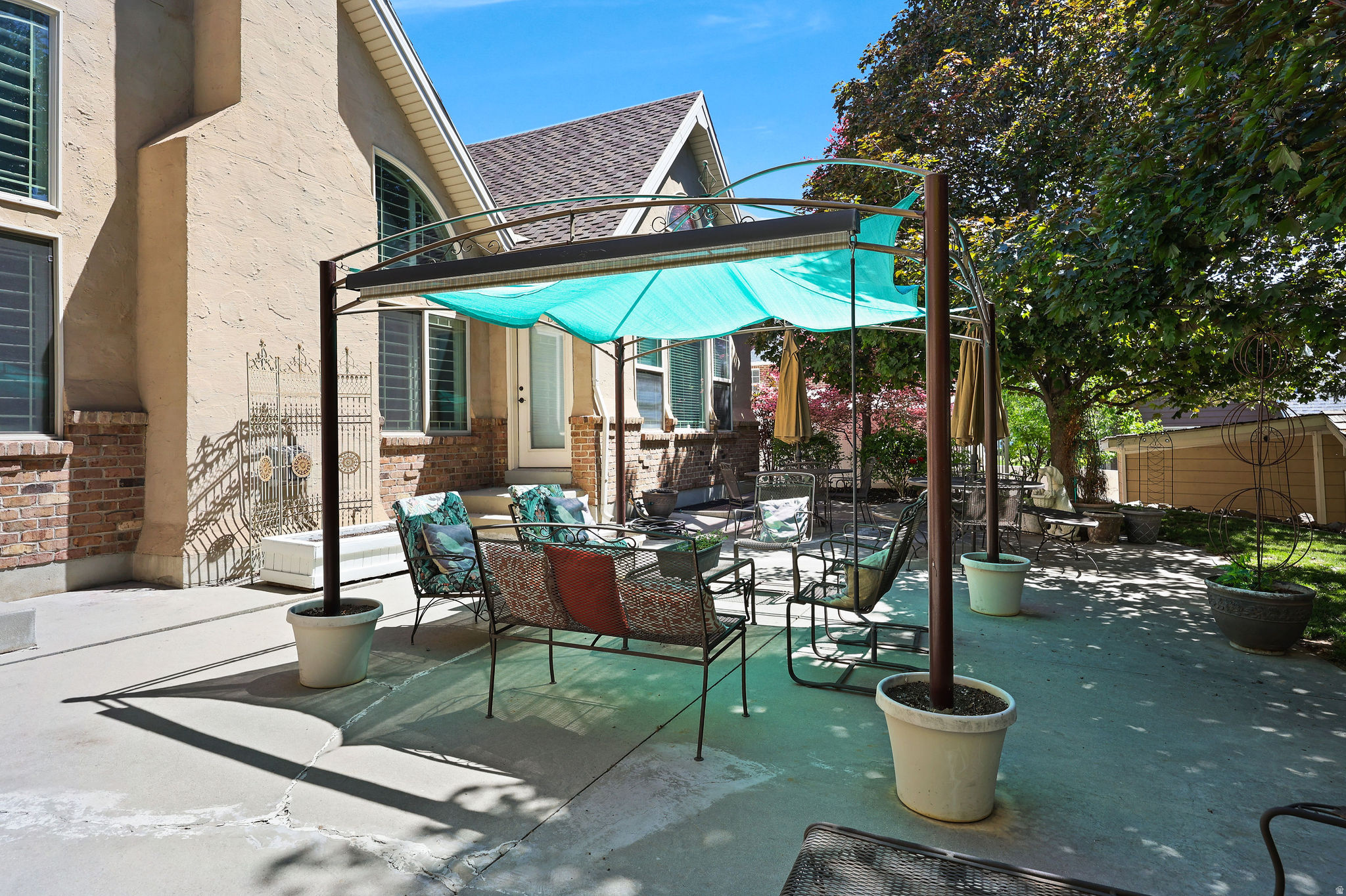 PHEASANT HOLLOW - Residential