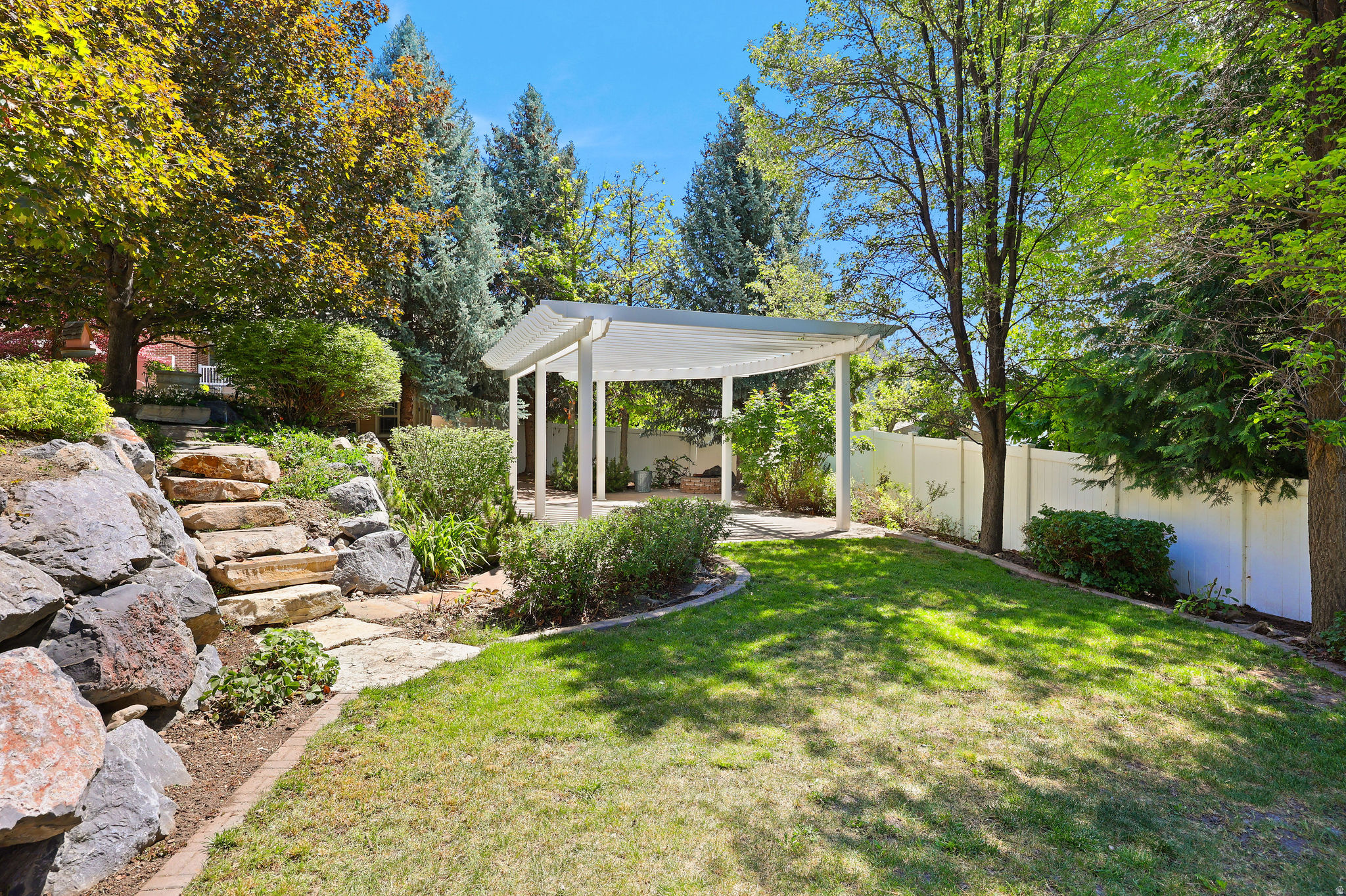 PHEASANT HOLLOW - Residential