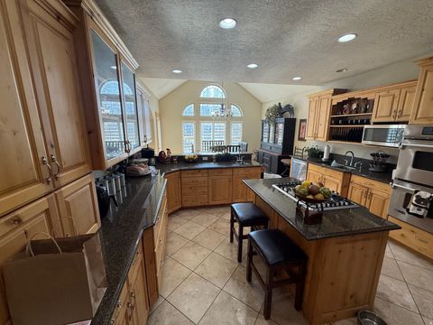 Tiny photo for 308 E 750 N, Lindon, UT 84042 (MLS # 2134495)