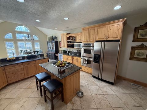 Tiny photo for 308 E 750 N, Lindon, UT 84042 (MLS # 2134495)