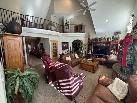 Tiny photo for 308 E 750 N, Lindon, UT 84042 (MLS # 2134495)