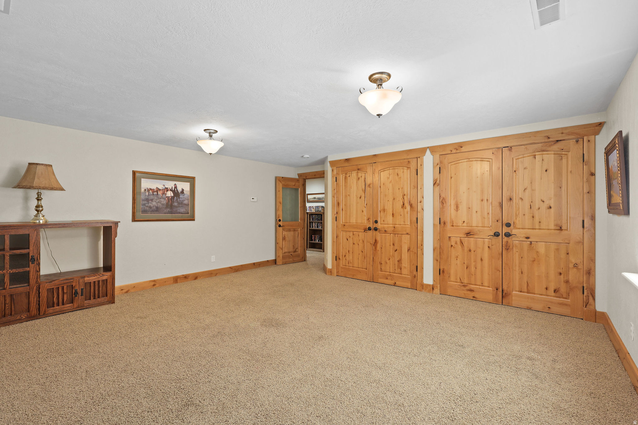 PHEASANT HOLLOW - Residential