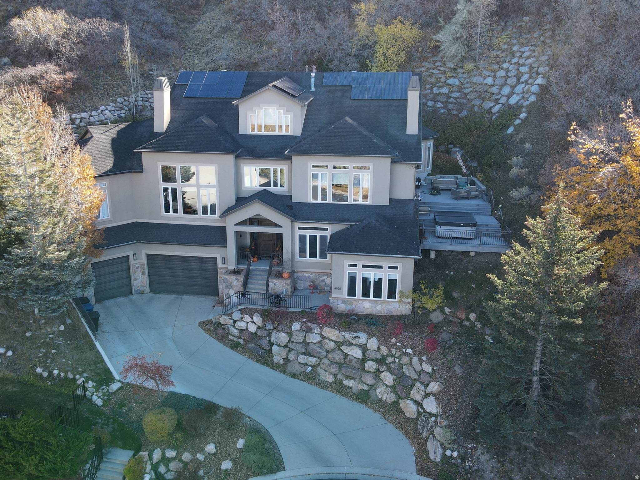 MT OLYMPUS - Residential