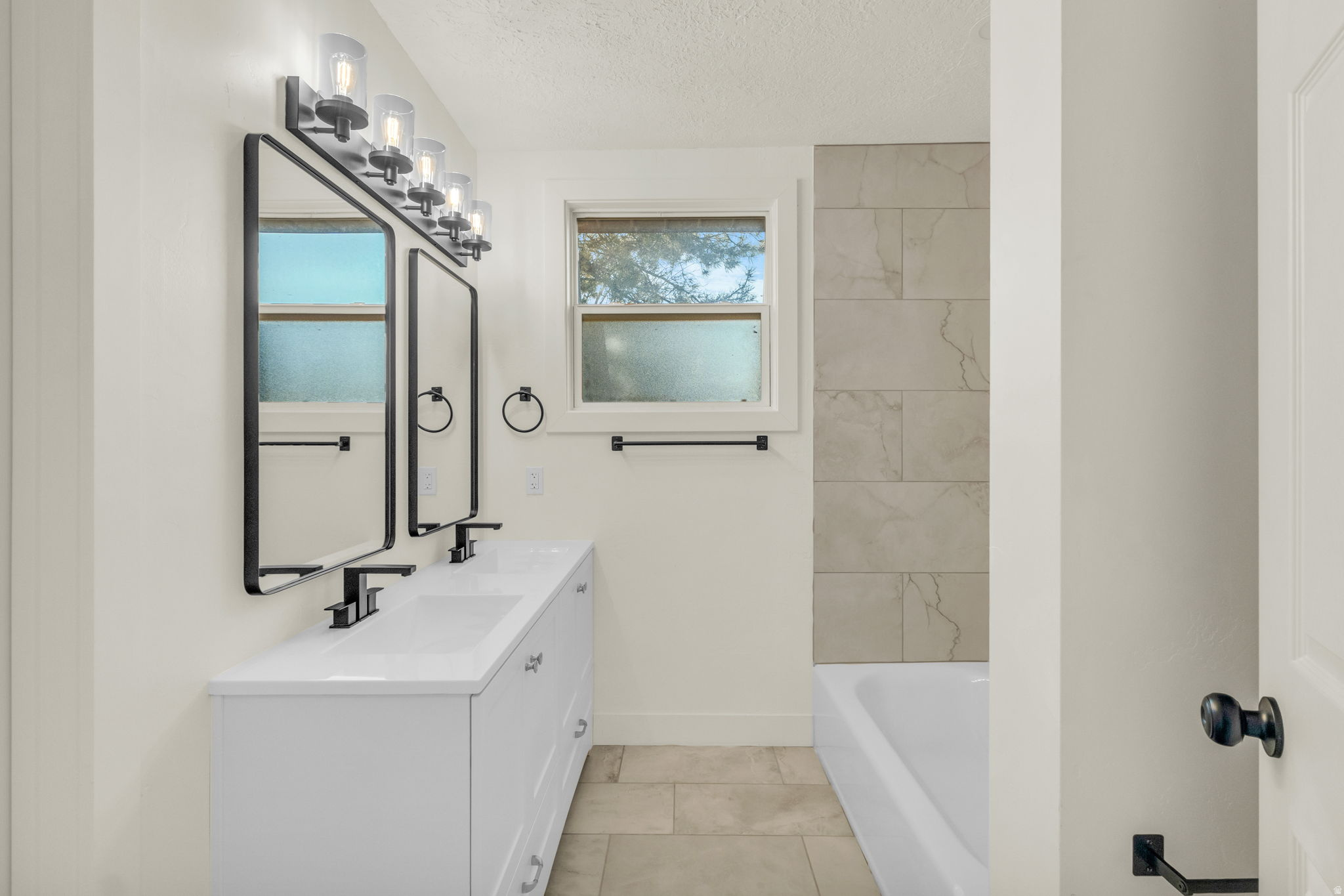 ORCHARD PARK - Residential