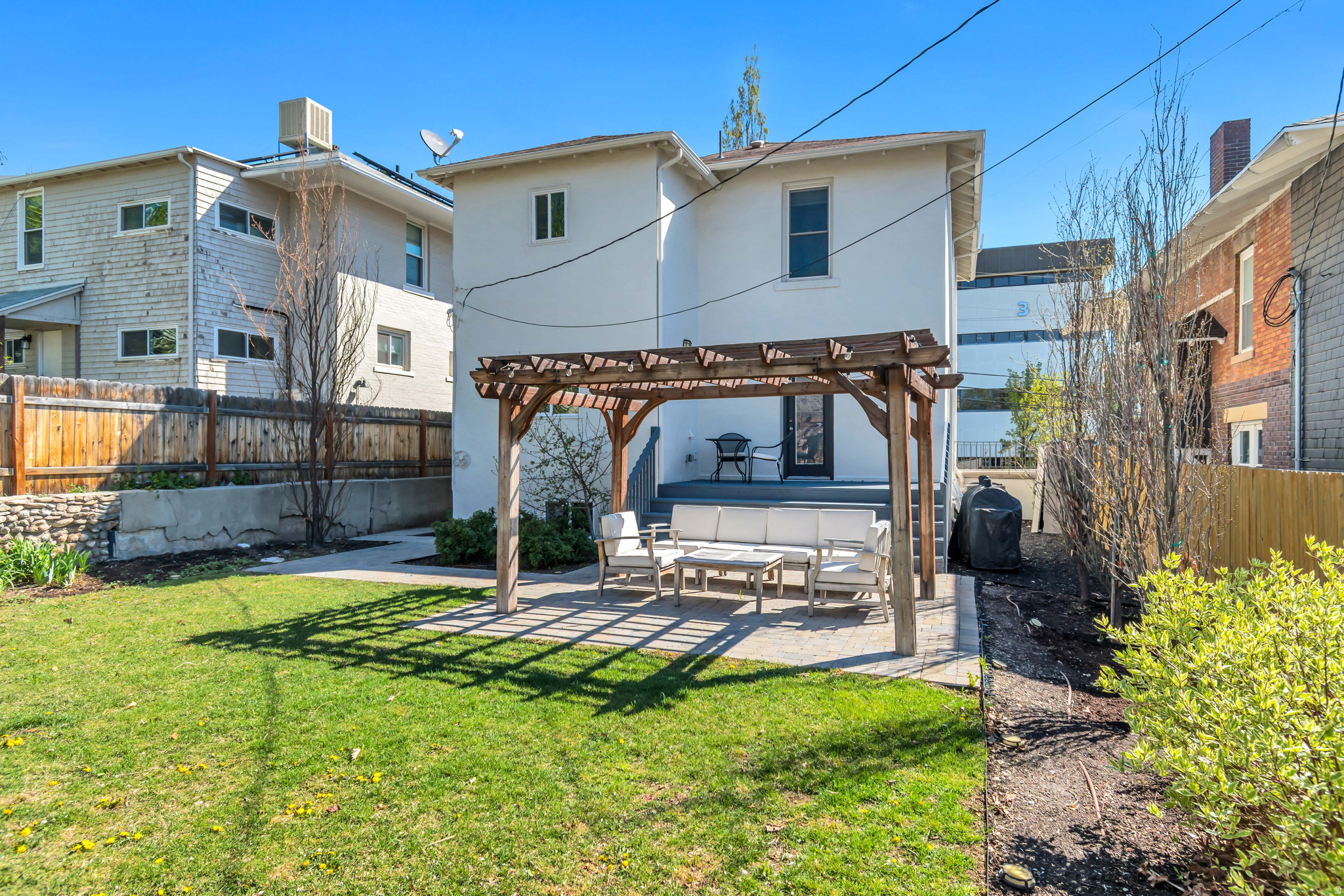 AVENUES - Residential