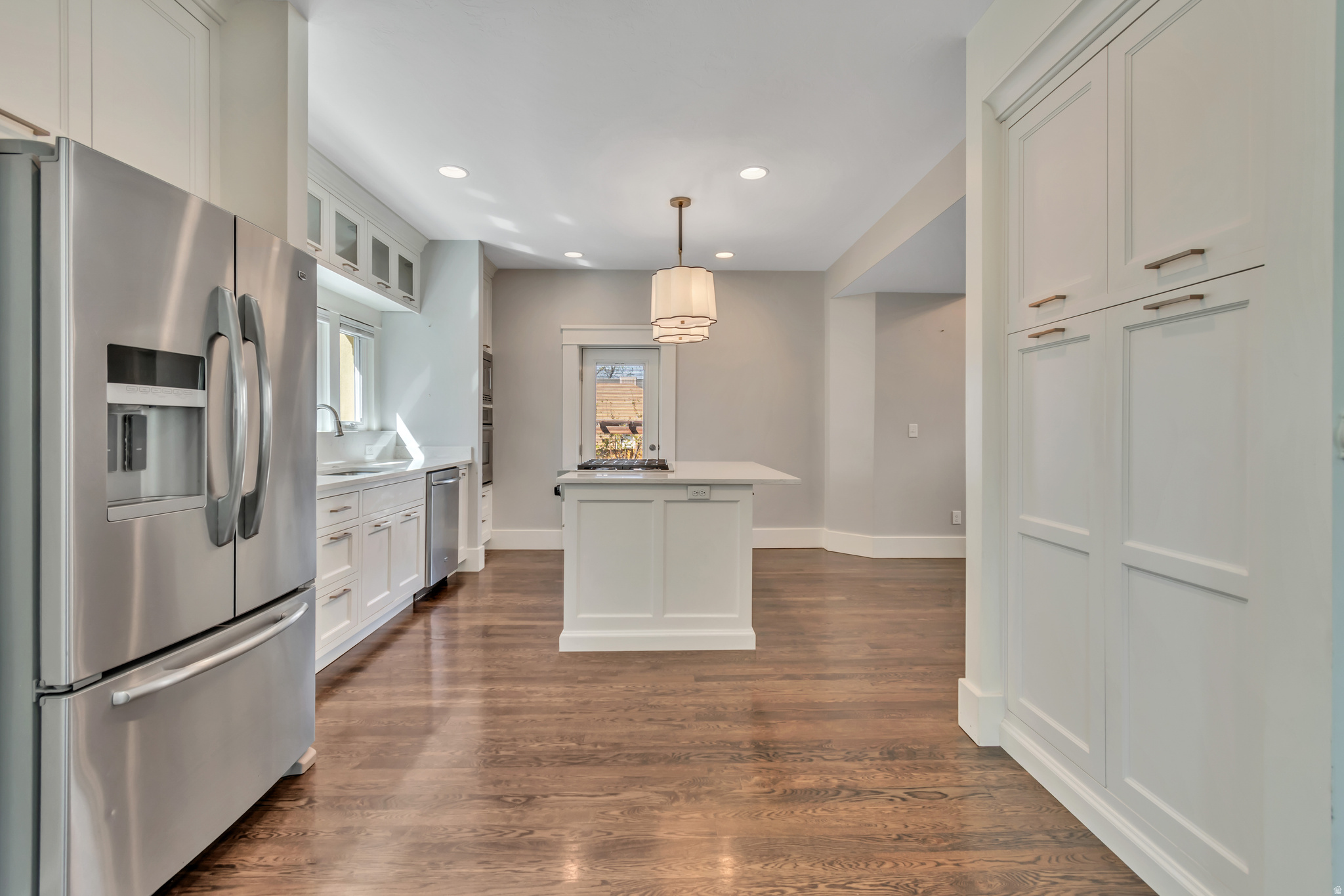 AVENUES - Residential