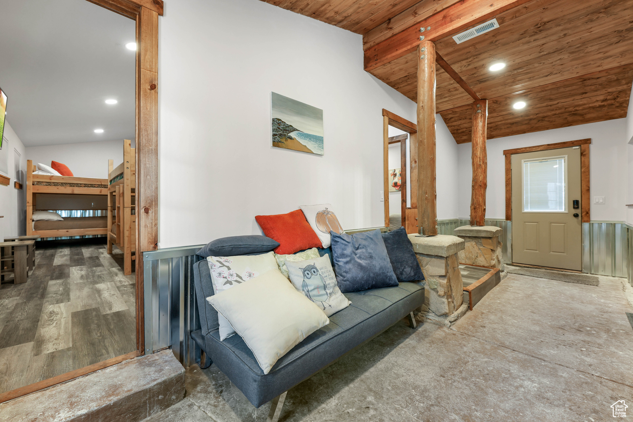 PINE MEADOW RANCH - Residential