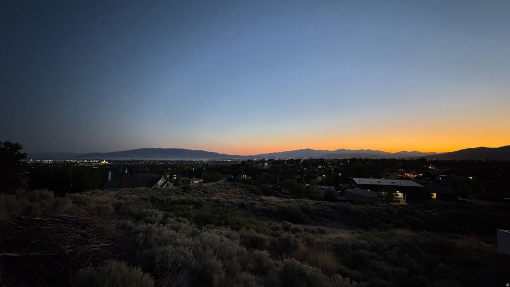 Photo of 10237 N BAYHILL DR #0004, Cedar Hills, UT 84062 (MLS # 2135896)