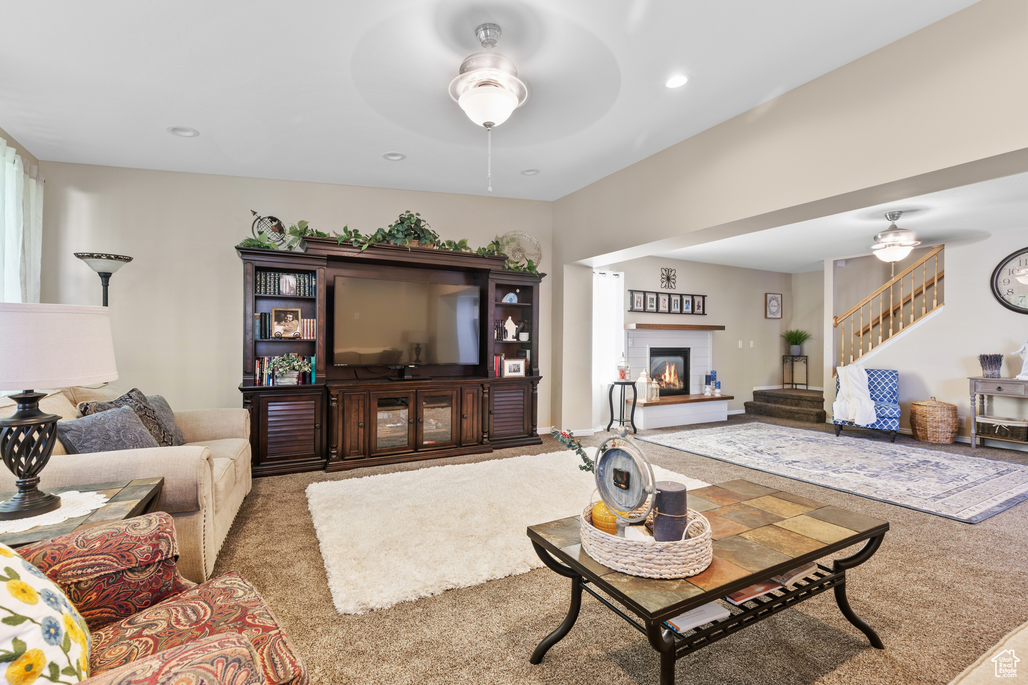 ARGYLE ACRES - Residential