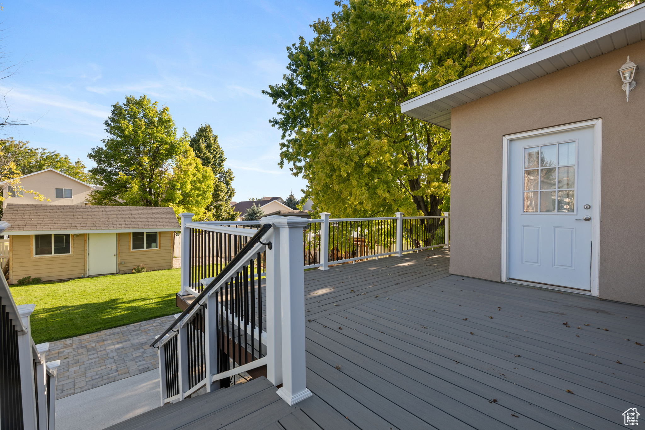 ARGYLE ACRES - Residential