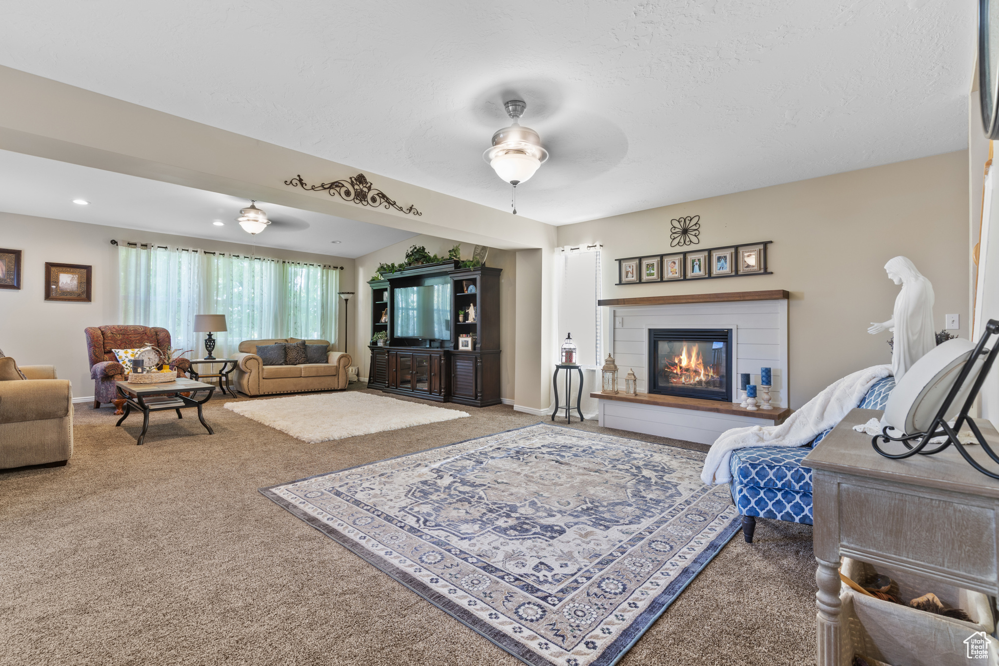 ARGYLE ACRES - Residential