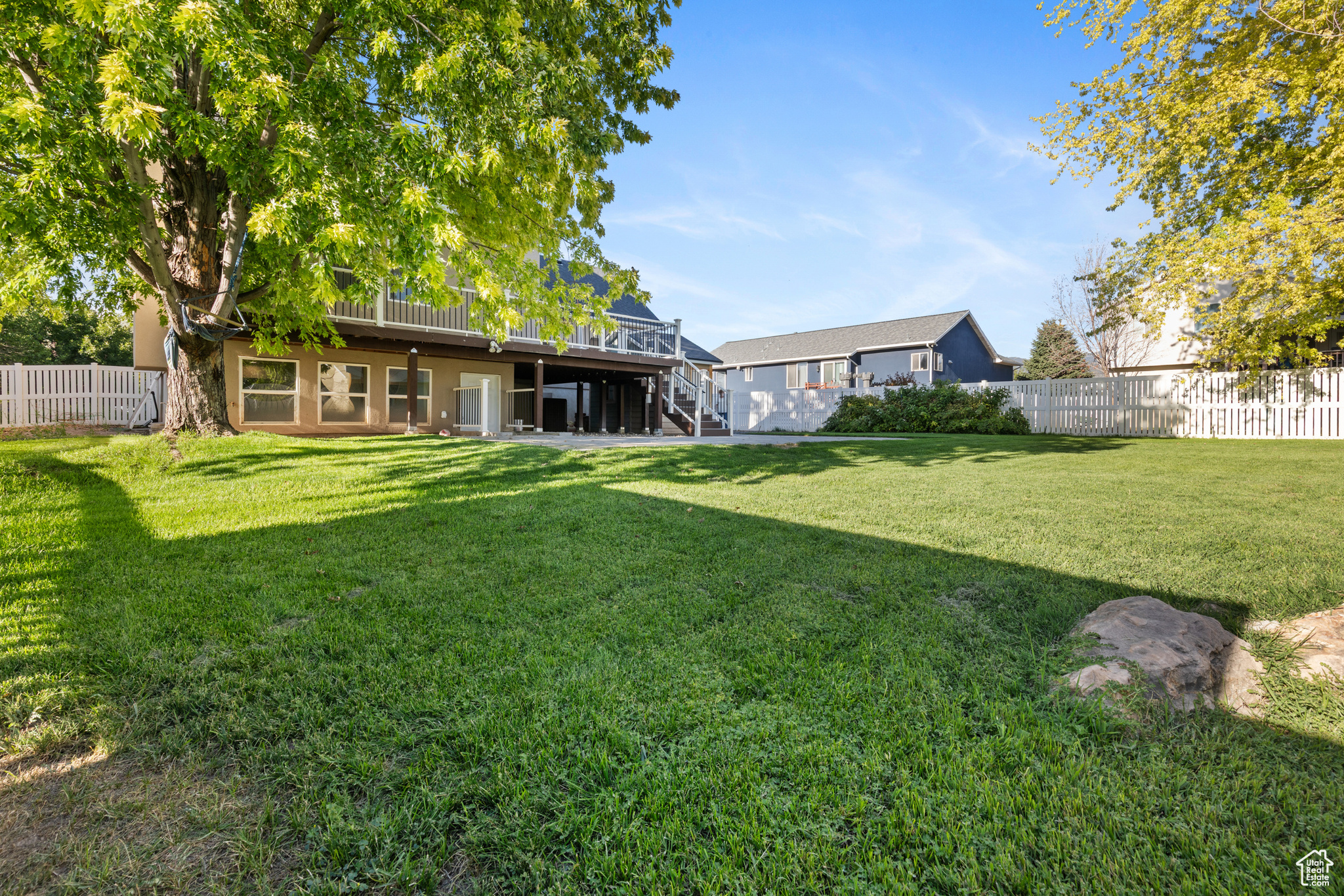 ARGYLE ACRES - Residential
