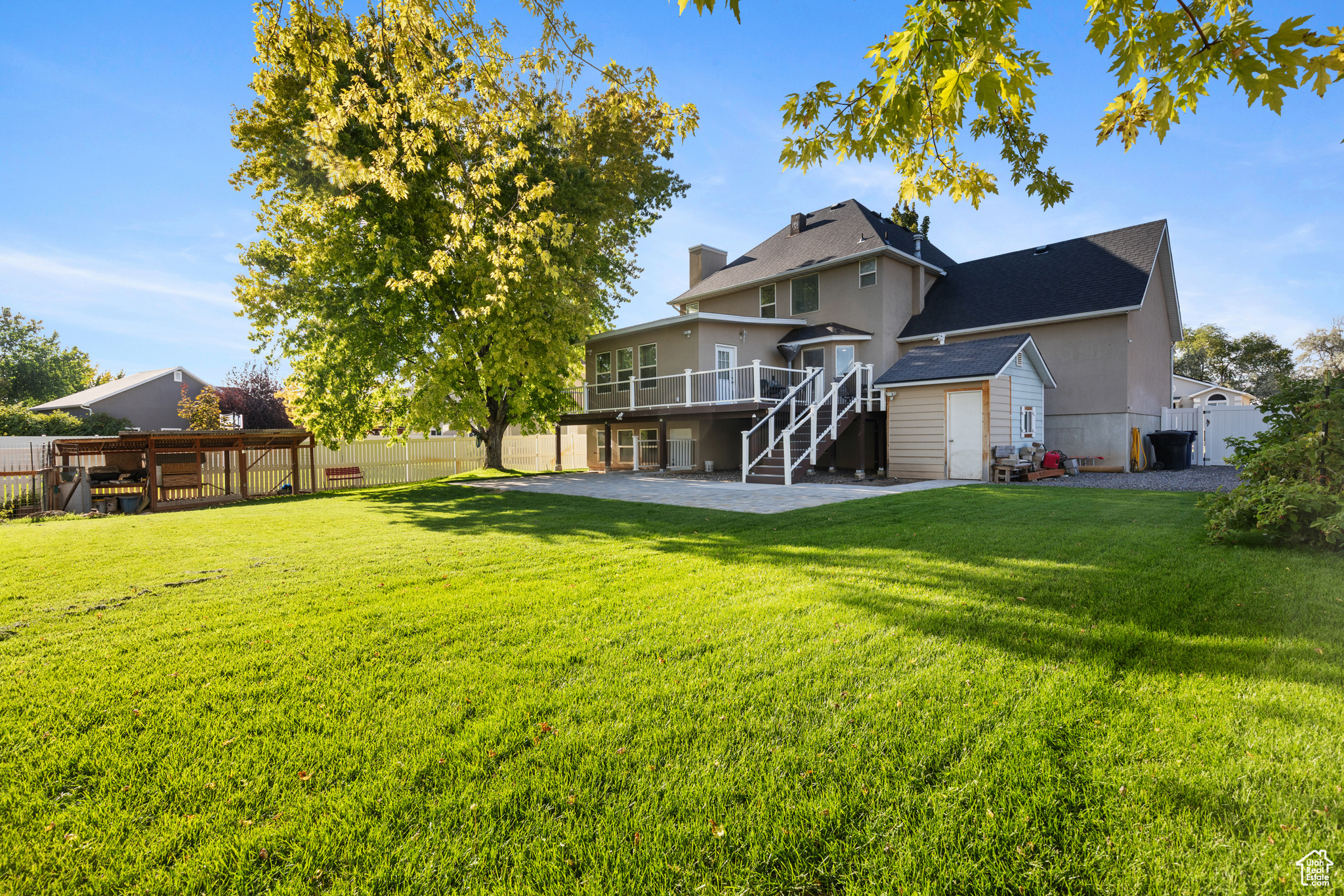 ARGYLE ACRES - Residential