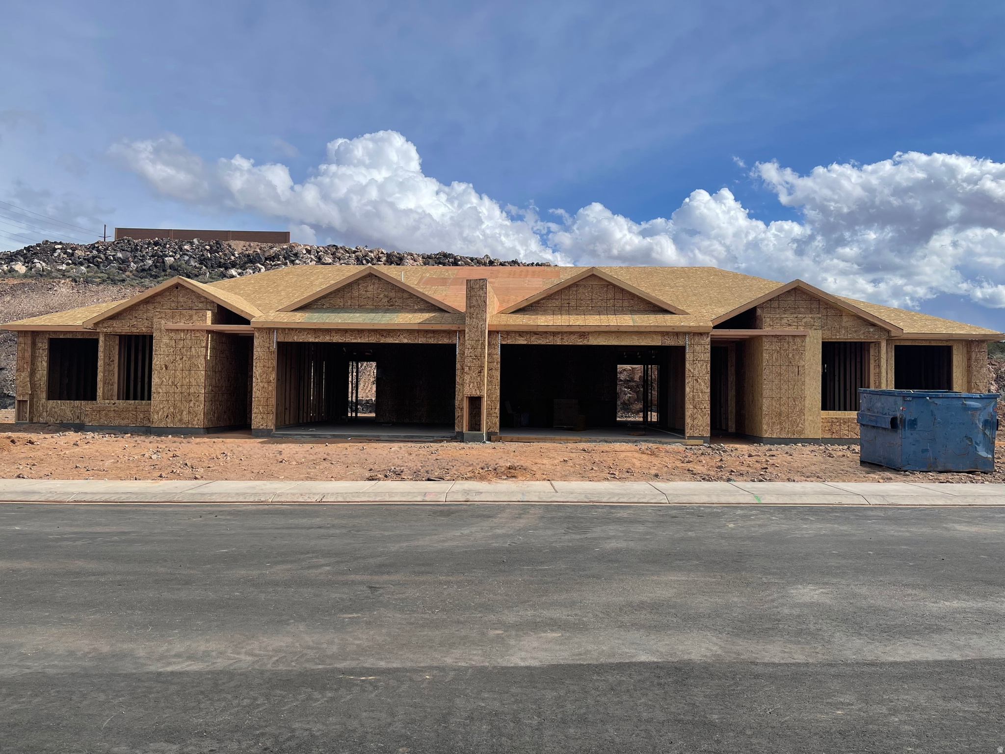 PAINTED SANDS - Residential