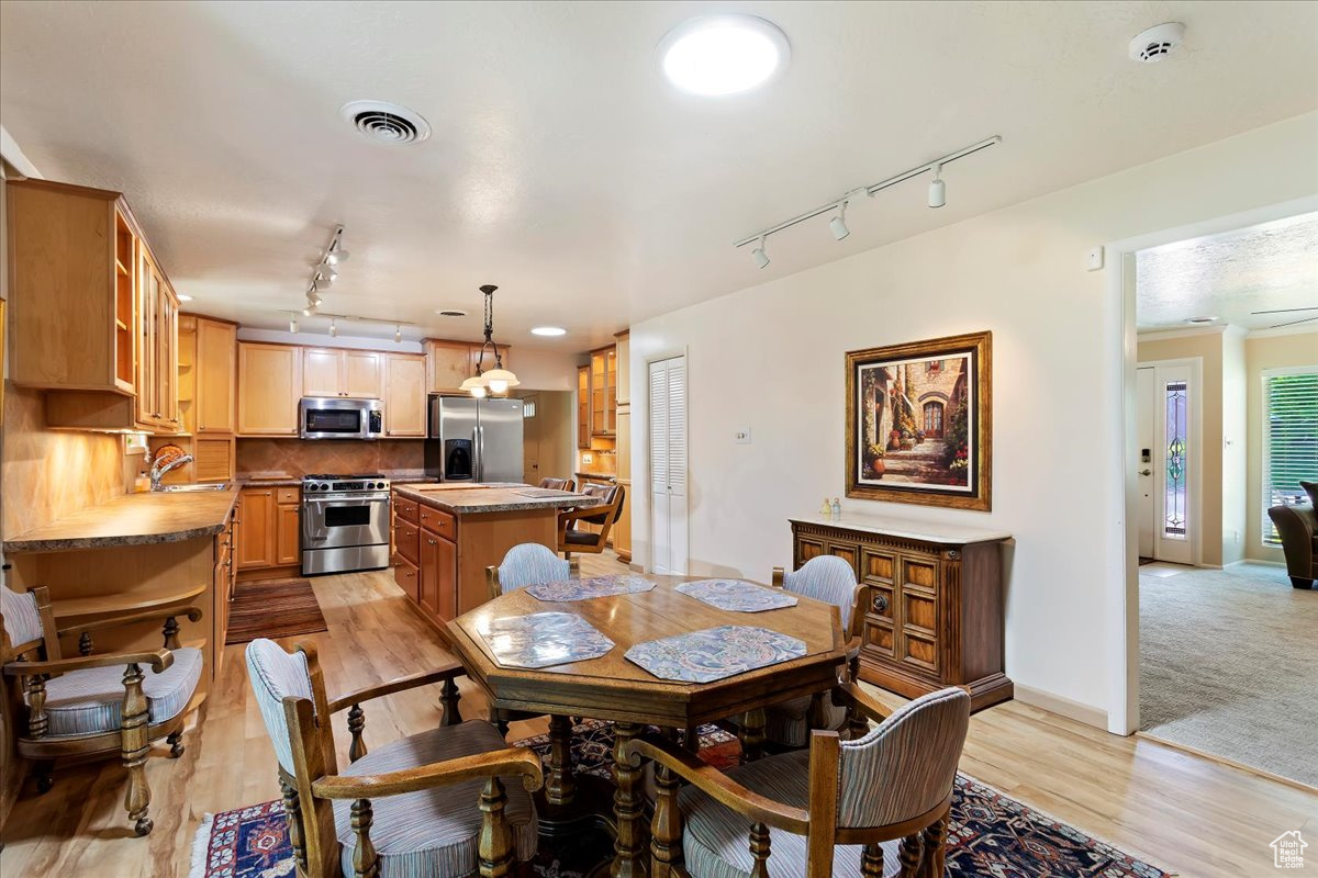 SOUTH HEIGHTS - Residential