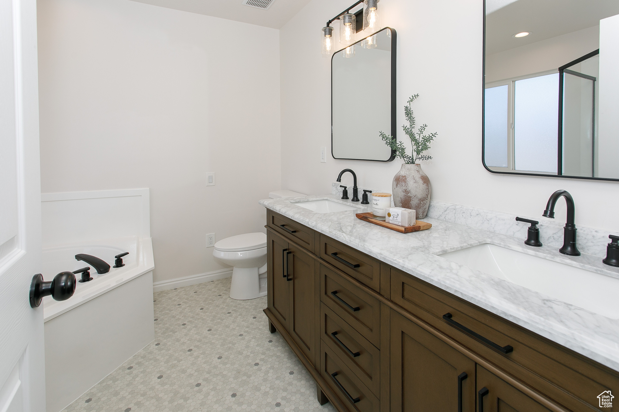 2345 S 1000, Syracuse, Utah image 9