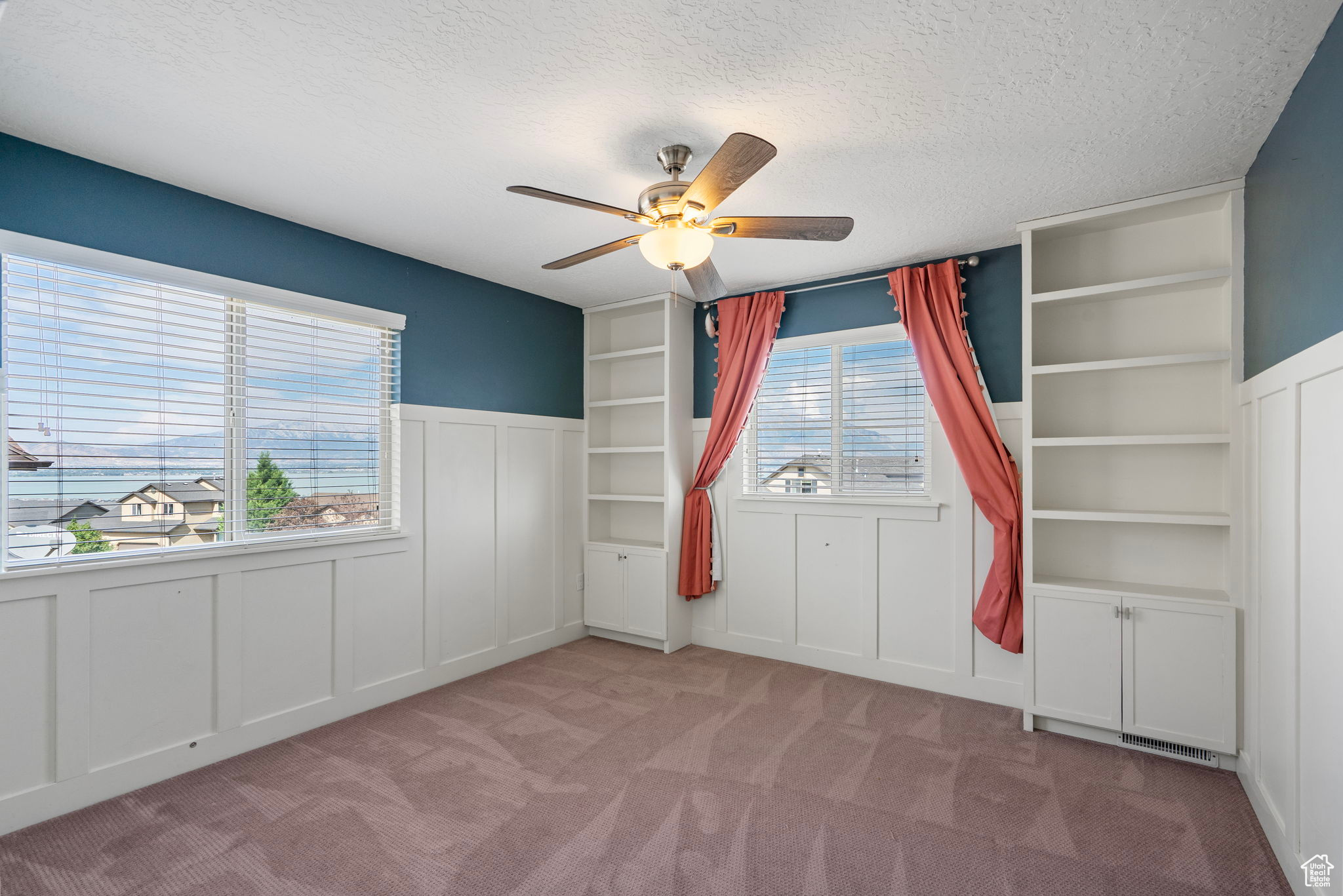 THE VILLAGE OF HAWKS LANDING - Residential