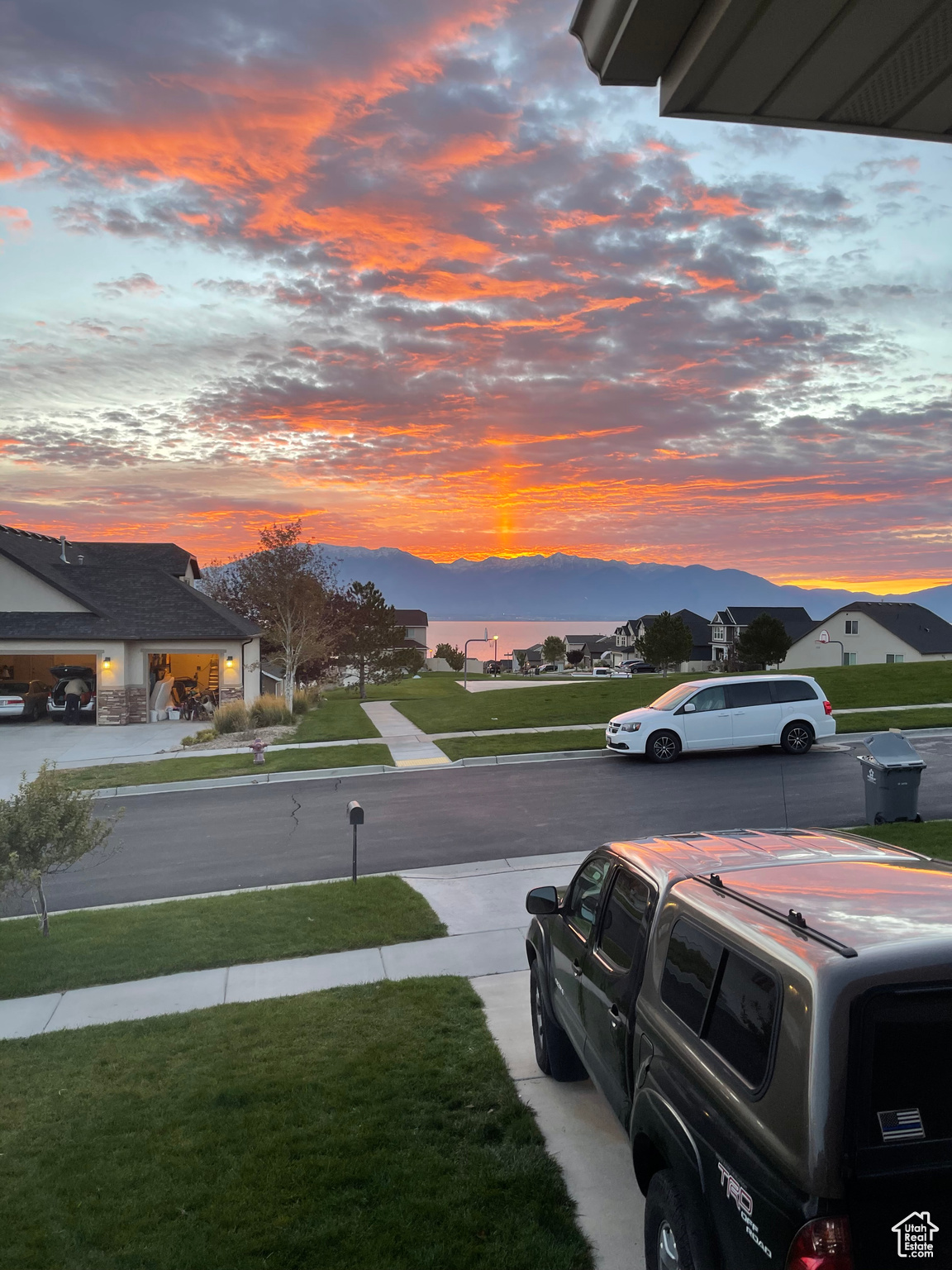 THE VILLAGE OF HAWKS LANDING - Residential