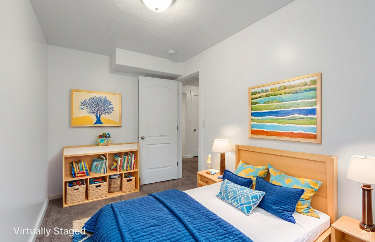 THE VILLAGE OF HAWKS LANDING - Residential