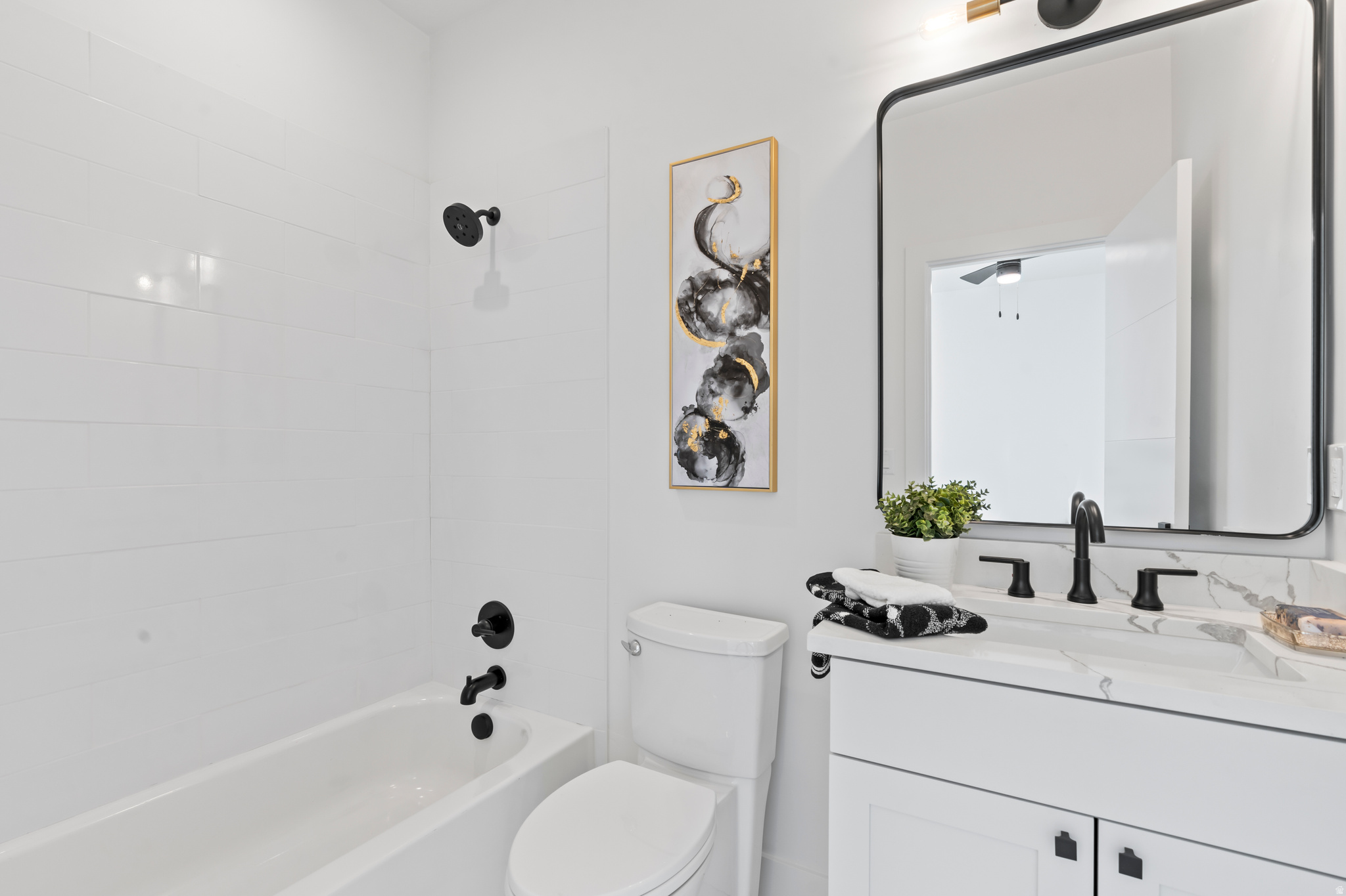 FAIRWAYS TOWNHOMES - Residential